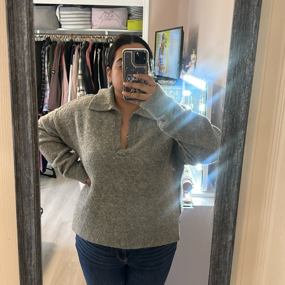Abercrombie & Fitch sweater 🦅